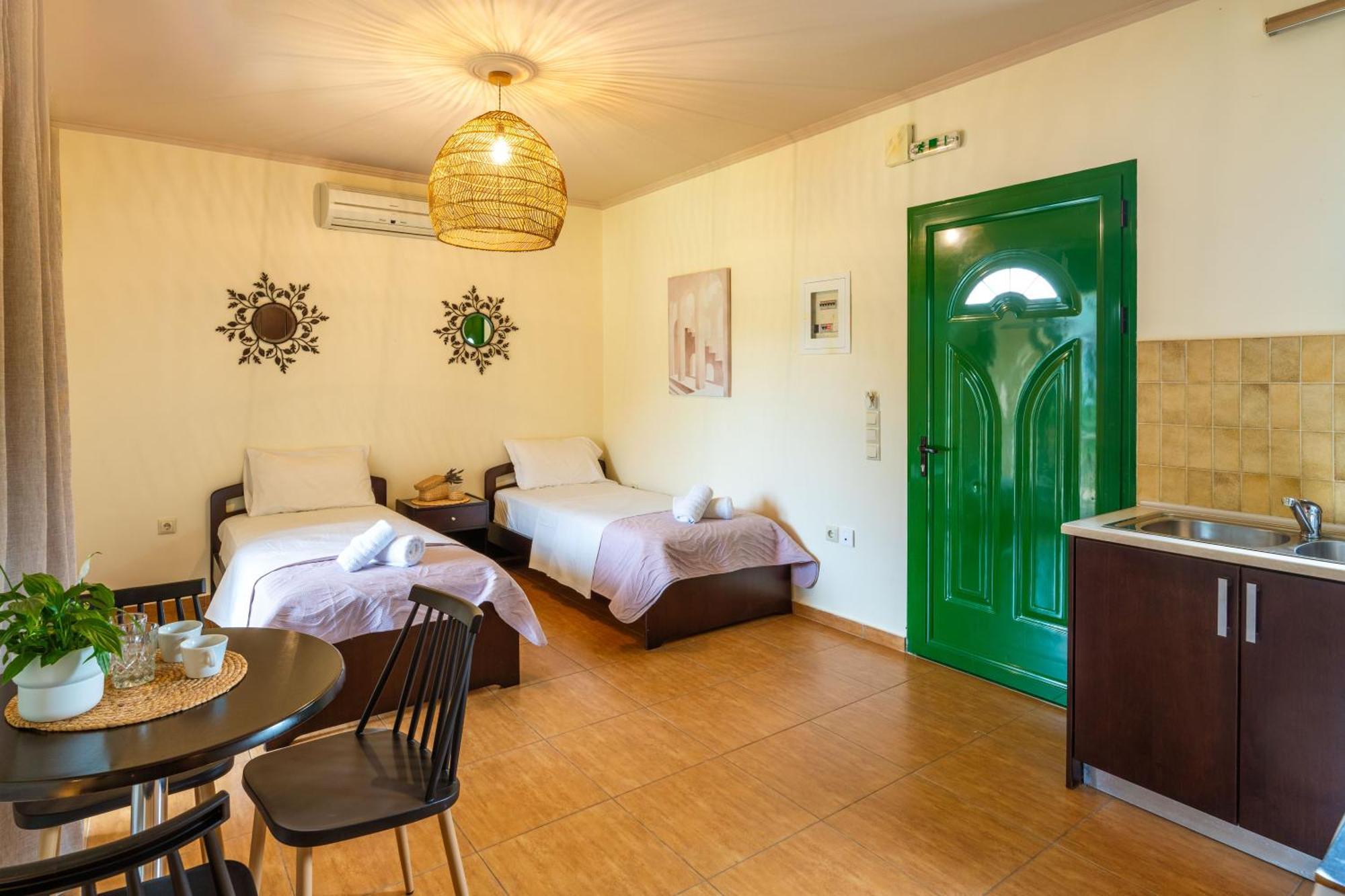 סיבוטה Aiora Suites מראה חיצוני תמונה